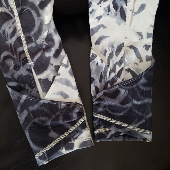 Lululemon Leggings May Fit Size 4 - Picture 2 of 3